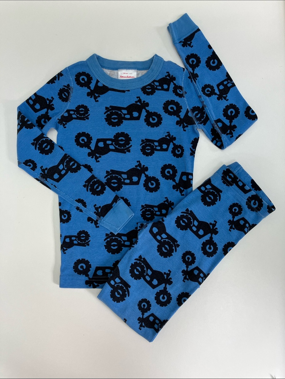 Hanna Andersson Organic Pajama Set (size 130)
